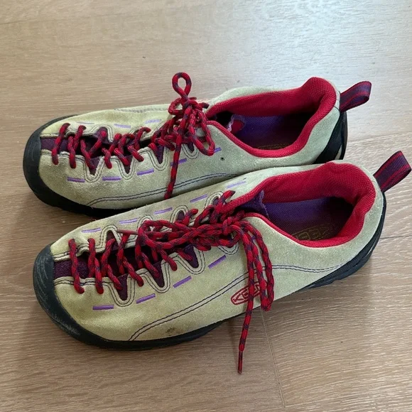 Keen Beige-green and Red Jasper Sneakers with Purple Accents - Picture 3 of 7